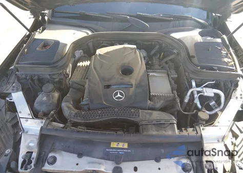 2018 Mercedes-Benz Glc 300 Coupe 4Matic z USA, uszkodzony, nr VIN WDC0J4KB7JF300937